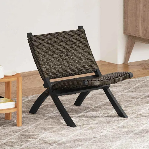 Silla de Ratán Kubu Natural y Madera Maciza de Caoba Negra